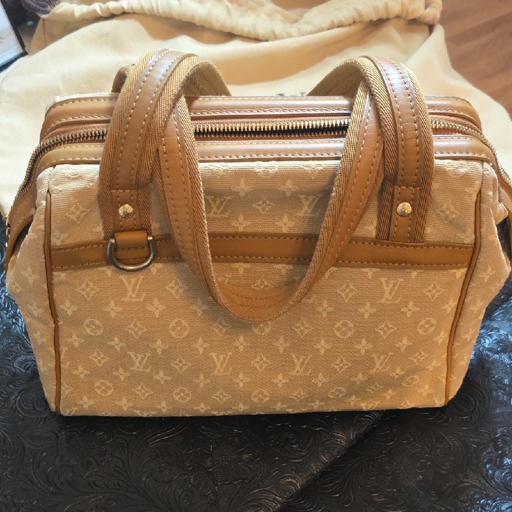 Louis Vuitton Cream and Brown Monogram Satchel